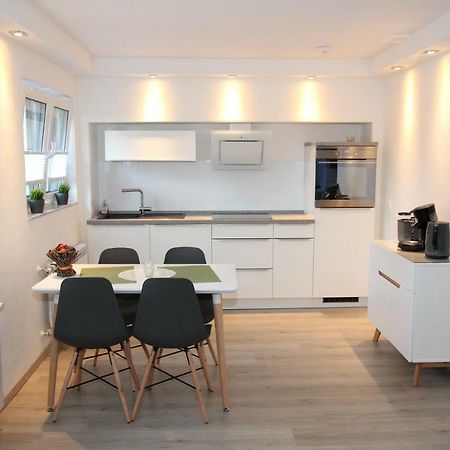 Neue Und Moderne Ferienwohnung มึลไฮม์ อันแดร์ รัวร์ ภายนอก รูปภาพ