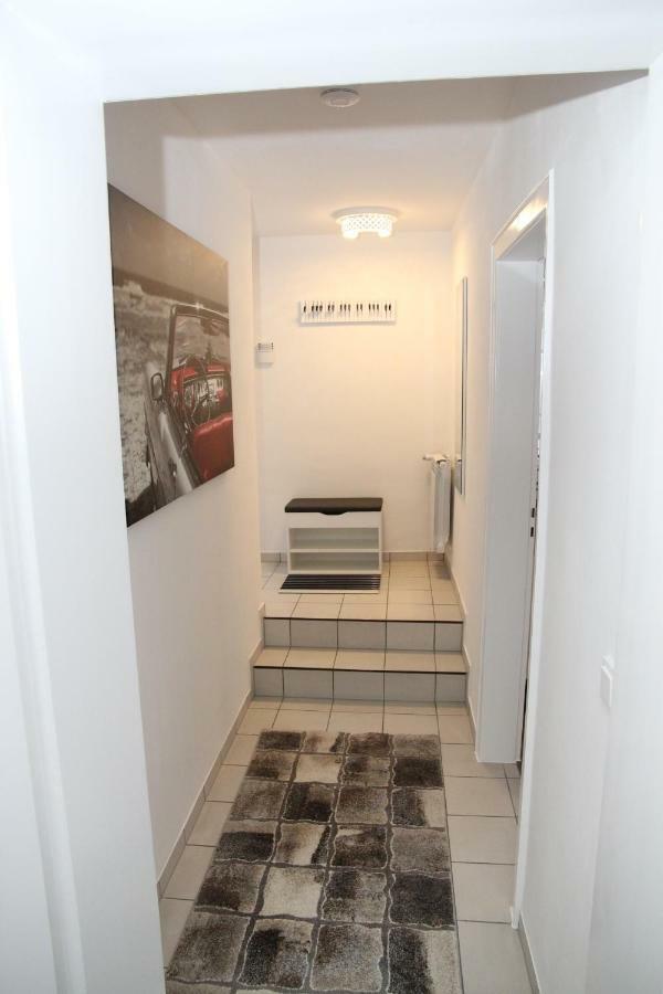 Neue Und Moderne Ferienwohnung มึลไฮม์ อันแดร์ รัวร์ ภายนอก รูปภาพ