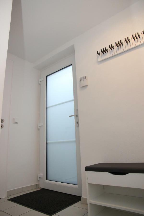 Neue Und Moderne Ferienwohnung มึลไฮม์ อันแดร์ รัวร์ ภายนอก รูปภาพ